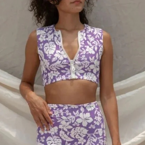 Stone Fox Swim Mase Top Bikini Crop Zip Up in Kauai Purple Floral - Picture 1 of 6